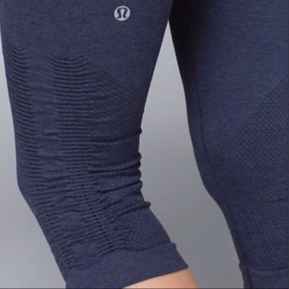 Lululemon In The Flow Crop ll Leggings Navy Blue 6 - Picture 3 of 11